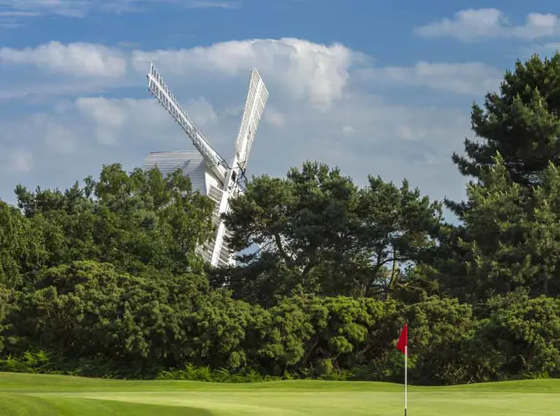 18th green with the windmill behind at Thorpeness Golf Course Suffolk (2)