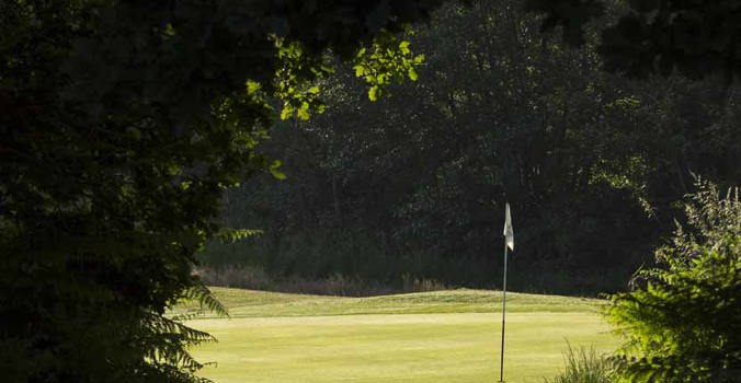 Thorpeness golf course, view through to tee