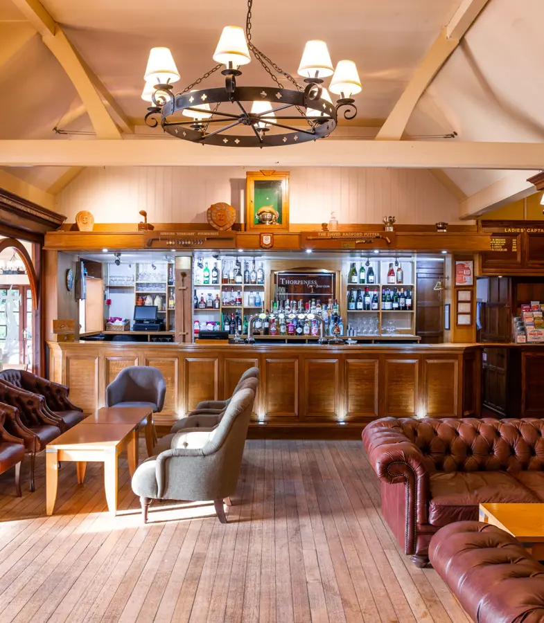 Thorpeness Golf Club and Hotel Braid's bar